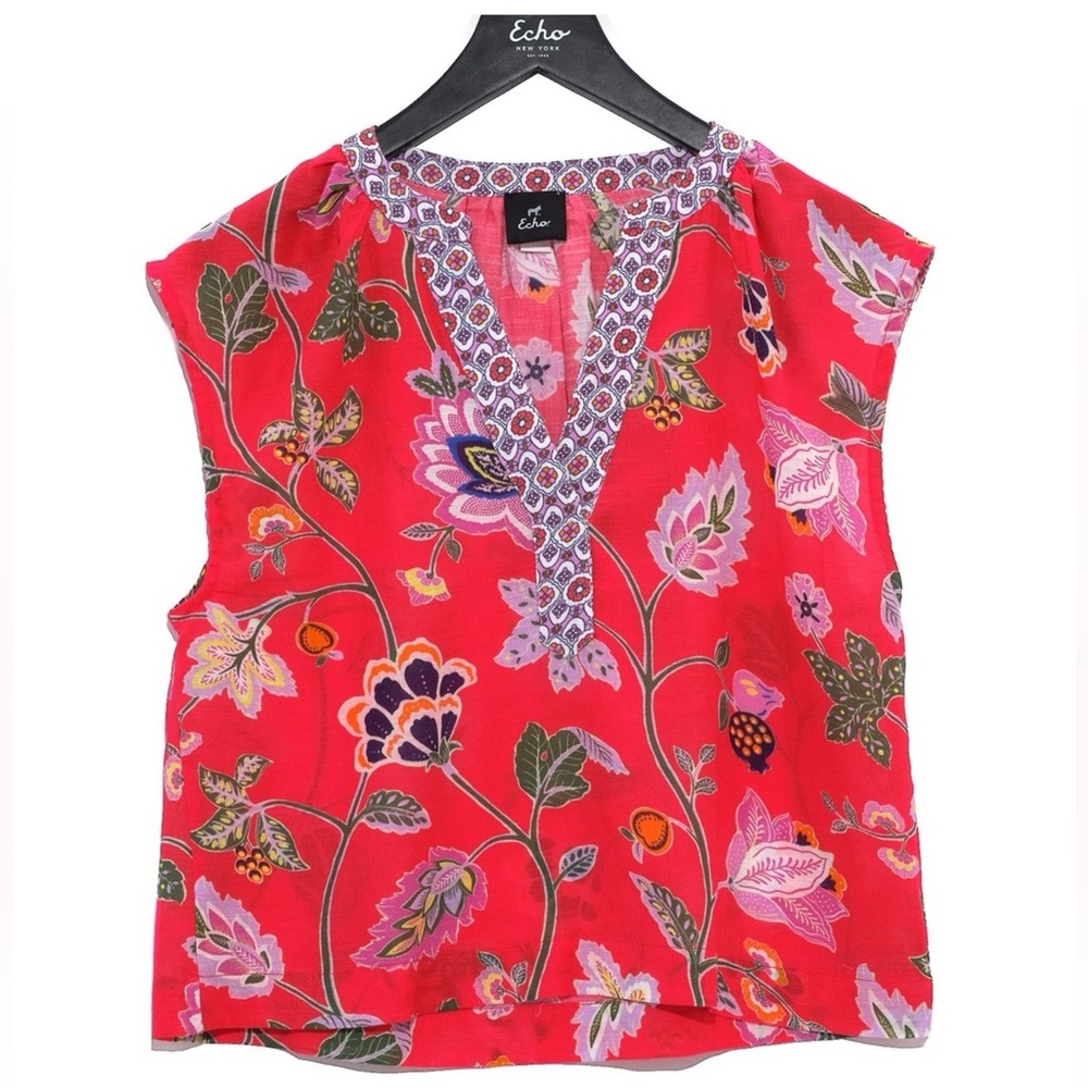 Echo New York Hibiscus Wanderlust Sleeveless Crop Top